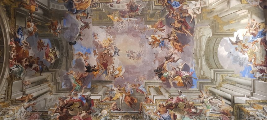 L'affresco sulla navata di Sant'Ignazio